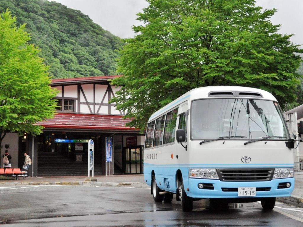Tateyama Kokusai Hotel Toyama Station Exterior foto
